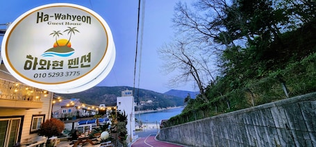 Our 2 guest houses are both perfectly located with stunning views.