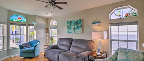 Jensen Beach Vacation Rental | 2BR | 2BA | Stairs Required | 964 Sq Ft