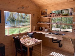 airy and bright open concept kitchen 