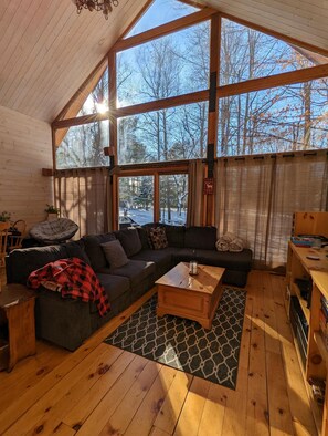 The sun shines in the cottage all afternoon. Turn on the air if you're too warm.