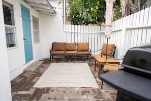 PRIVATE FENCED PATIO WITH BBQ GRILL & OUTDOOR SEATING -- View 3D Virtual Tour of the Property Here: https://tinyurl.com/nhbvdey4