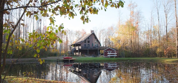 The Kingsville Lodge in all its fall glory!
