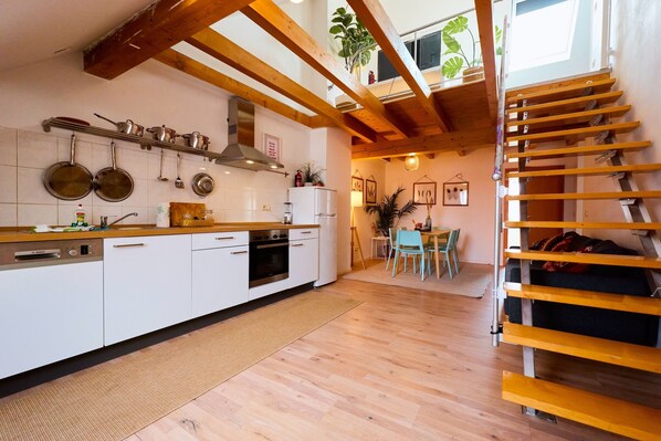 Private kitchen
