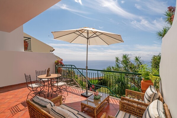 1 Ourmadeira Villas In Madeira Moradia Da Falesia Terrace