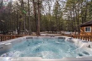 Bain à remous extérieur