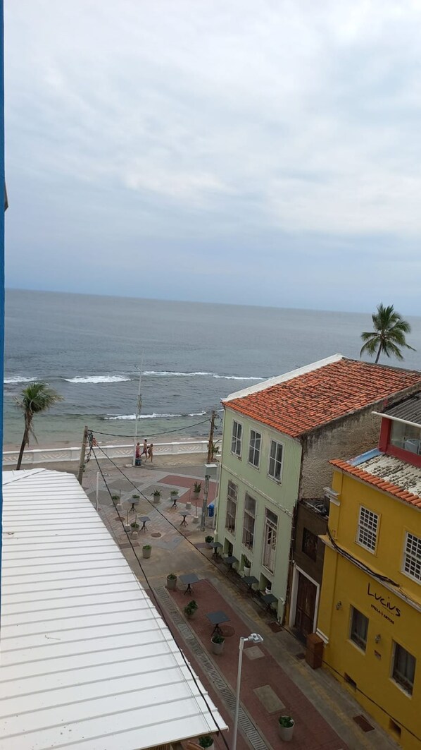 Vue sur la plage ou l’océan