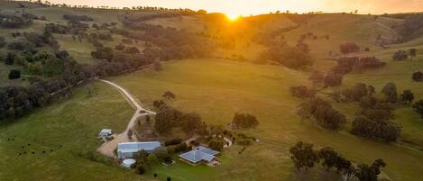 Huon Creek Retreat
Private farm-stay perfect for families and groups