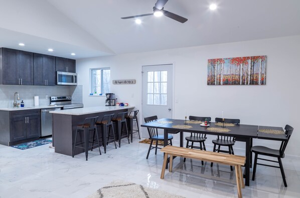 Dining room and kitchen ✔