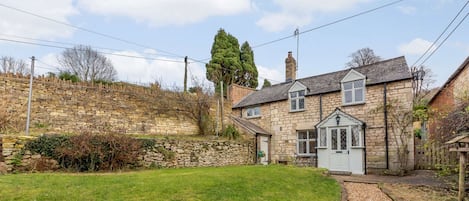 Rose Tree Cottage - StayCotswold