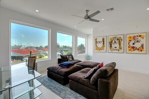 Living area - Living area with ceiling fan