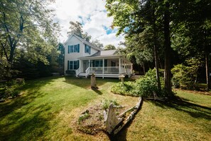 Exterior view of Eagle's Point Retreat