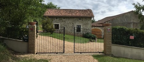 Enceinte de l’hébergement