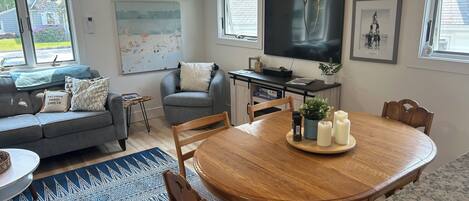 Dining/Living Room