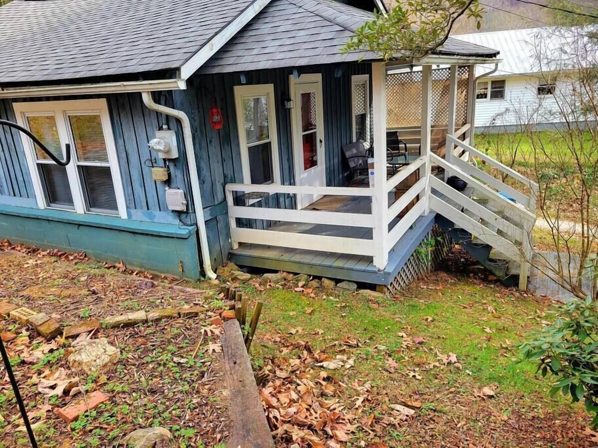 Southern Comfort Cottage