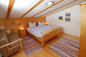 Ferienwohnung Kehlstein, für 2 Personen-Schlafzimmer