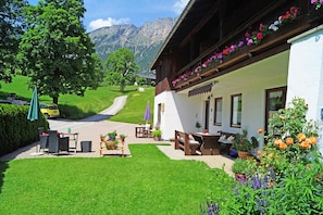 Ferienwohnung Kehlstein, für 2 Personen-Garten & Terrasse