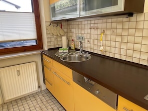 Ferienwohnung für 2 Personen mit Terrasse, 60 qm, 1 Schlafzimmer, Küche, TV-Küche