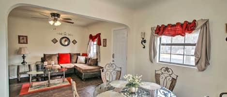 Roswell Vacation Rental | 1BR | 1BA | 400 Sq Ft | 3 Steps Required to Access