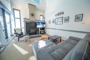 Vaulted ceilings bring in the natural light