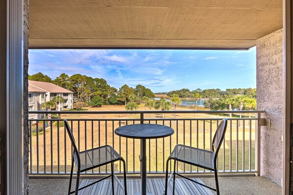 Hilton Head Island Vacation Rental | 1BR | 1BA | Stairs Required for Access