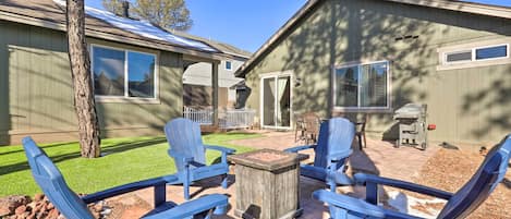 Flagstaff Vacation Rental | 4BR | 3BA | 2,100 Sq Ft | 2 Steps to Enter