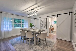 Dining Room | Keyless Entry