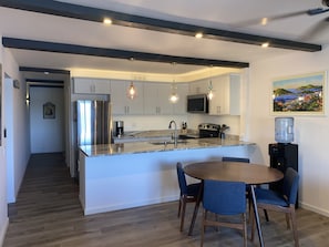 dining area with kitchen
