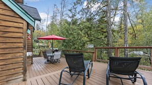 400 sq foot new deck with patio table, lounge chairs and bbq with view!!