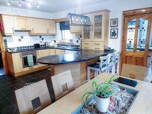 Kitchen/Dining room Knockmanagh Holiday Home