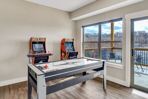 Spielezimmer