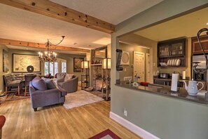 Living Room | 1st Floor | Fireplace