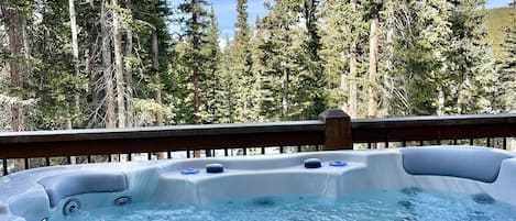 You won't want to miss your chance to stay at this fully stocked and secluded home.  Enjoy winding down each night in this beautiful hot tub.