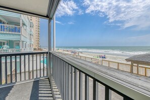 Sea Oaks 107