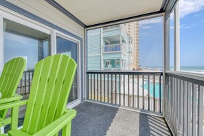 Sea Oaks 107