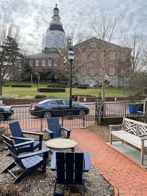 Garden Seating State House View