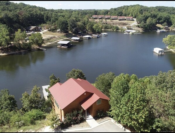 Cabin at Dripping Springs Cove 🛶