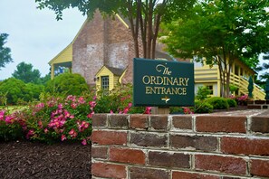 Ordinary Entrance