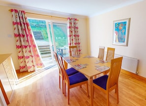 Fishermans Grove Holiday Home, Seaside Holiday Accommodation in Dunmore East, County Waterford