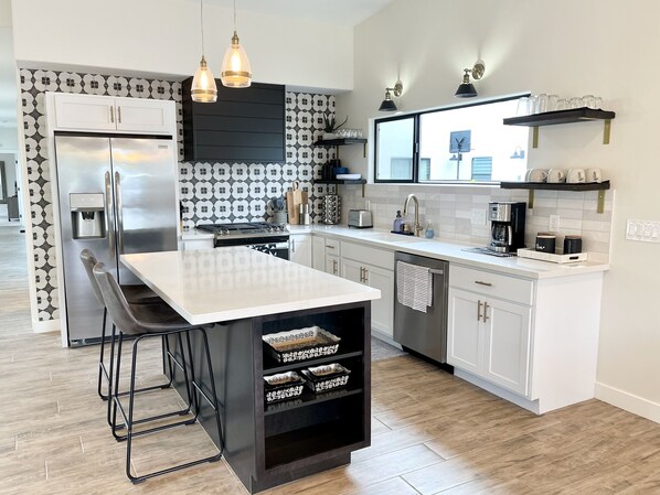Full Kitchen