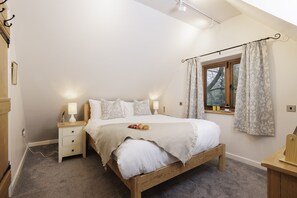 The Nest at Robins Roost Master Bedroom - StayCotswold