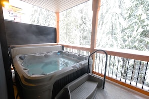 Bain à remous extérieur