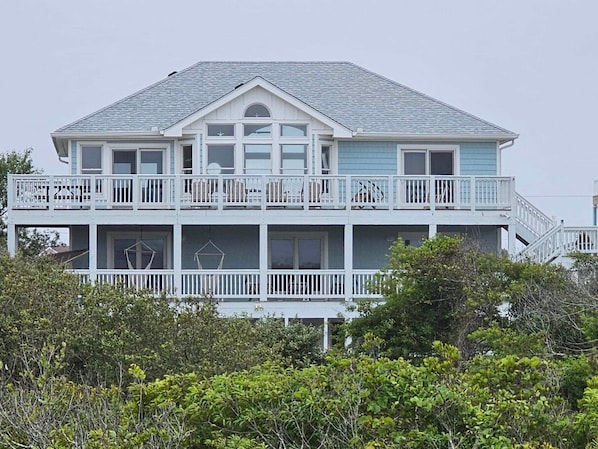 Back of house, facing ocean side 