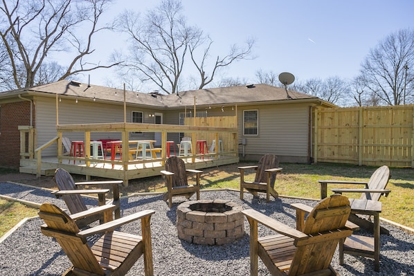 HUGE yard with deck and fire pit