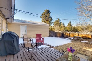 Private Yard | Gas Grill