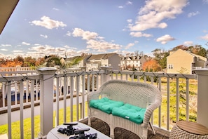 Private Balcony | 3.1 to Bethany Beach Boardwalk