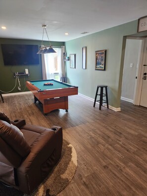 Spielezimmer