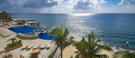 Sunny terrace views!