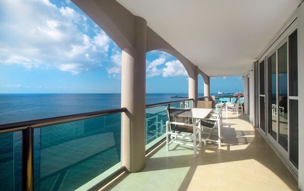 This unit has an enormous corner terrace!