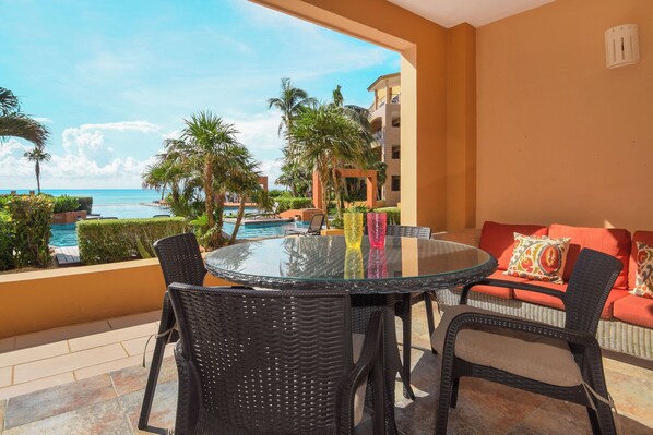 Morning coffee or evening drinks on the patio
