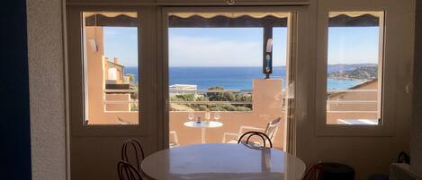 Pleine vue mer depuis l'appartement et la terrasse à Sainte-Maxime